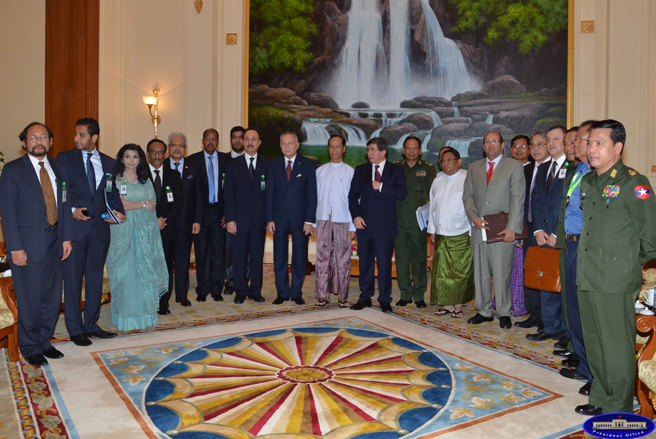 OIC ကိုယ္စားလွယ္အဖြဲ႔ ႏွင့္ ဒုတိယသမၼတ ေဒါက္တာ စိုင္းေမာက္ခမ္းတုိ႔ ေနျပည္ေတာ္တြင္ေတြ႔ဆံု