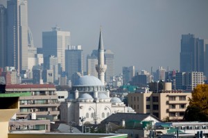 23-3-15_Japan-Mosque-Teaches-Islam