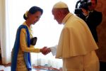 Pope Francis welcomes Myanmar State Counsellor Aung San Suu Kyi during a private audience at the Vatican May 4, 2017. REUTERS/Tony Gentile